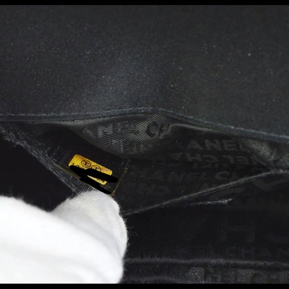 SOLD Authentic Chanel Mini Chocolate Bar Quilted Bag - Picture 11 of 12